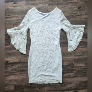 SHEIN White Lace Floral Bell Sleeved Bodycon Dress